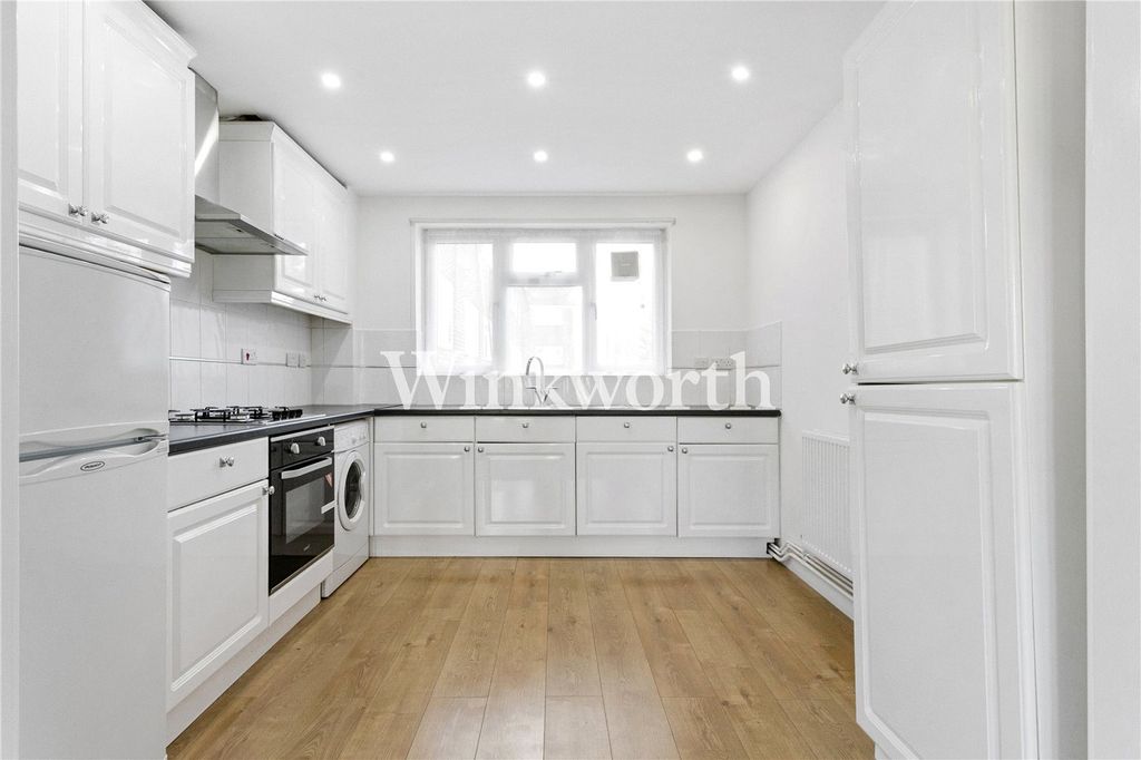 Property photo 2 of 14 Picture No. 26