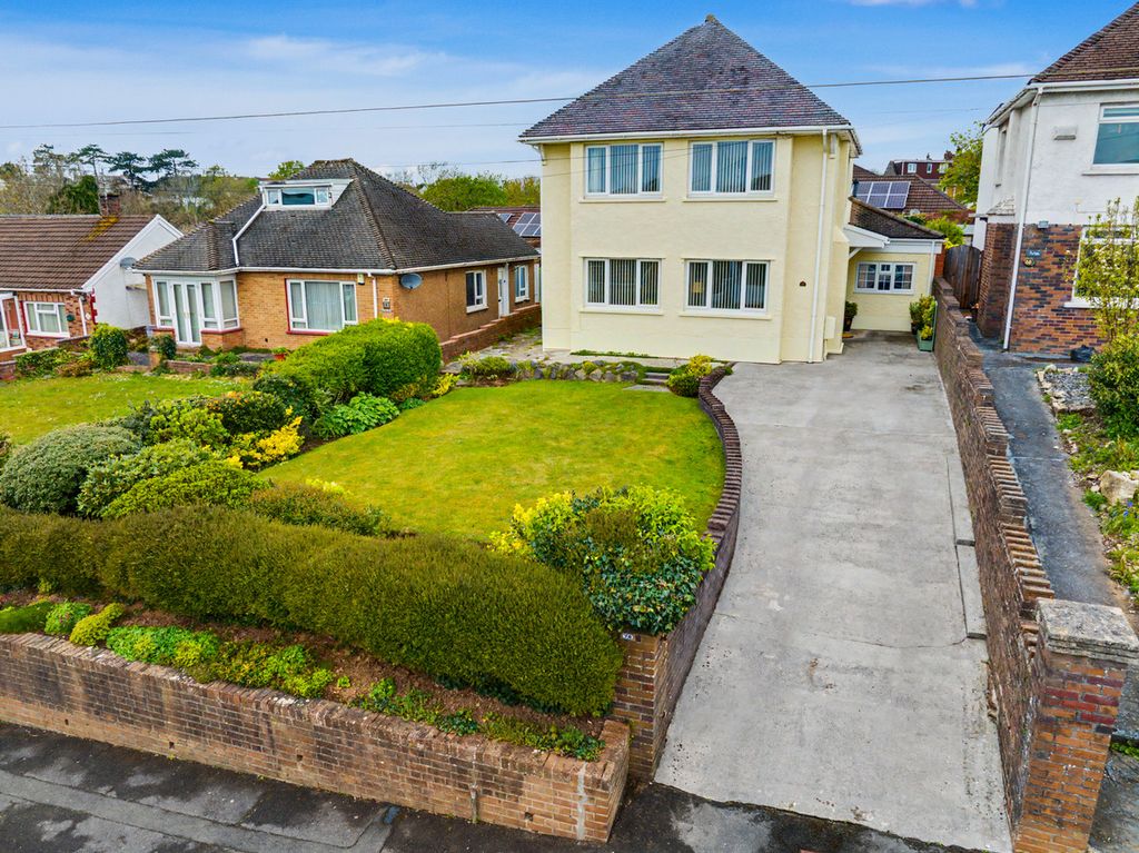 Property photo 1 of 31