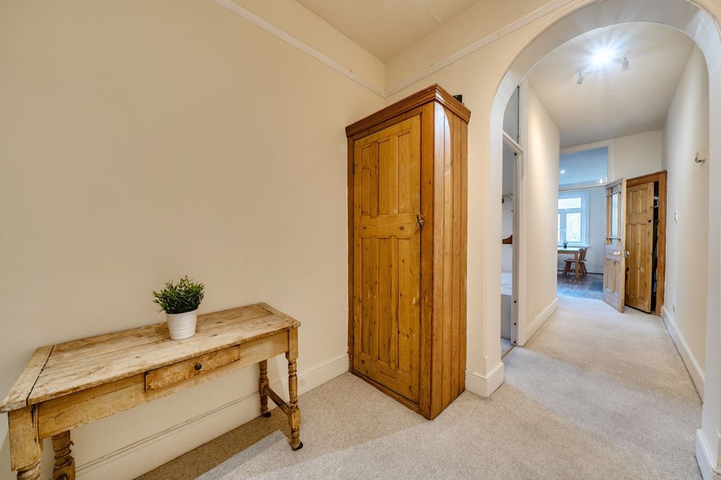 Property photo 3 of 20 1425162-5-69B298B...