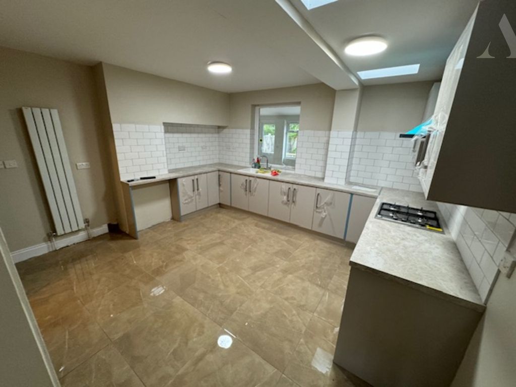 Property photo 2 of 8 240 Bromford Road - Kitchen