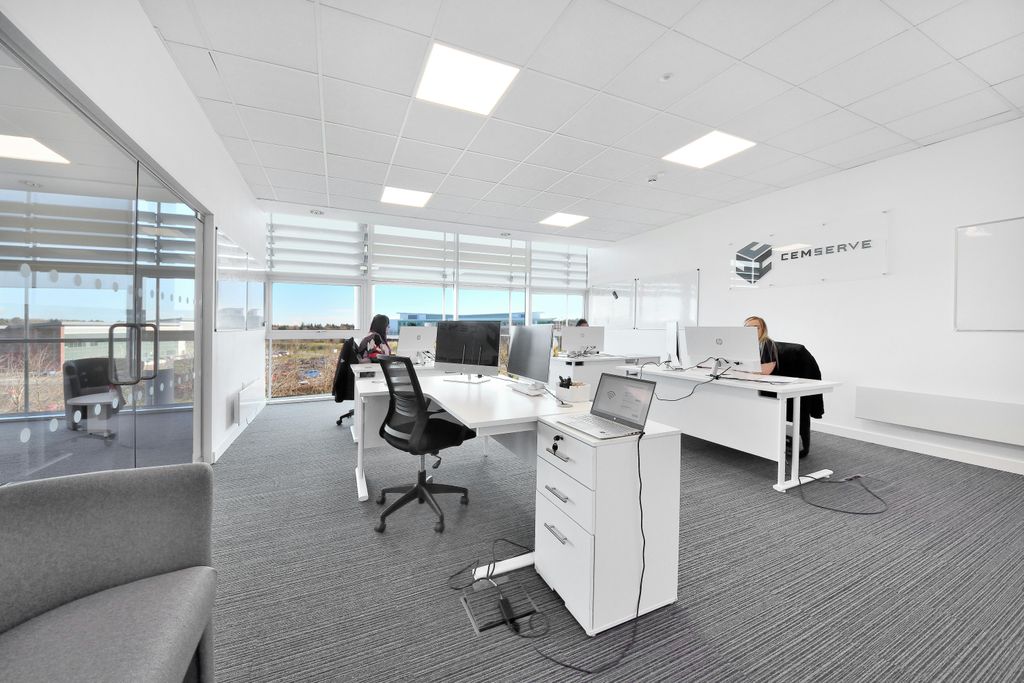 Property photo 3 of 8 Photo 3