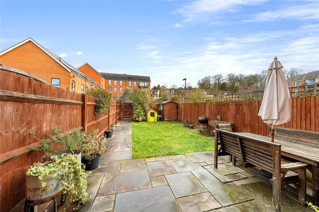 Property photo 2 of 15 Picture No. 04