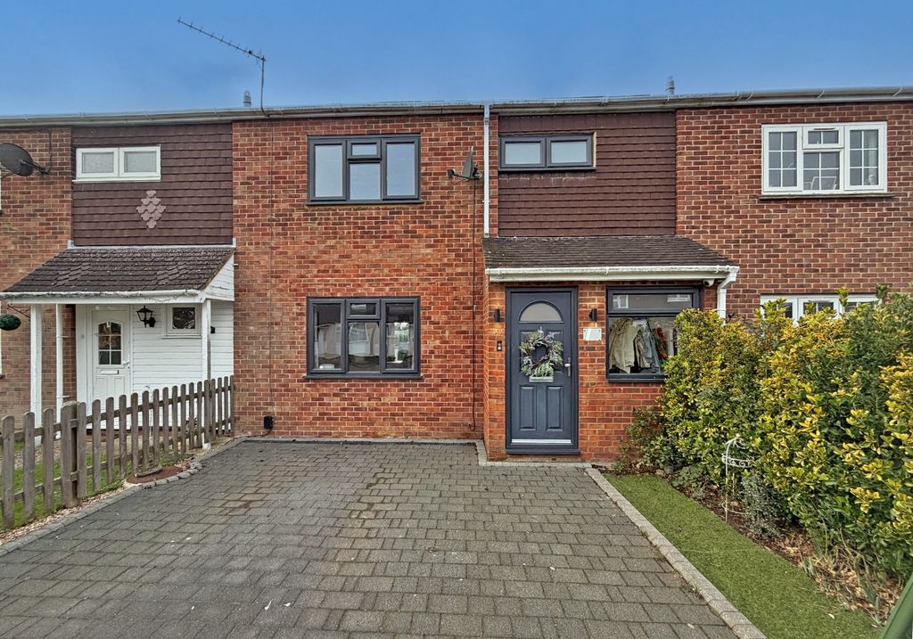 Property photo 1 of 12 4791360