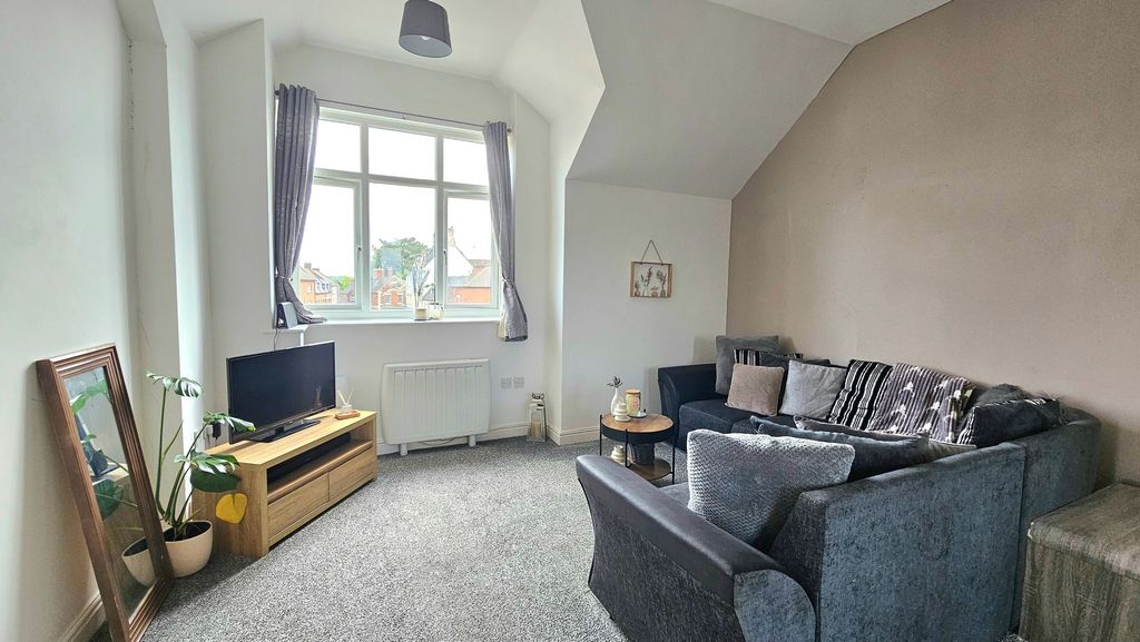 Property photo 2 of 5