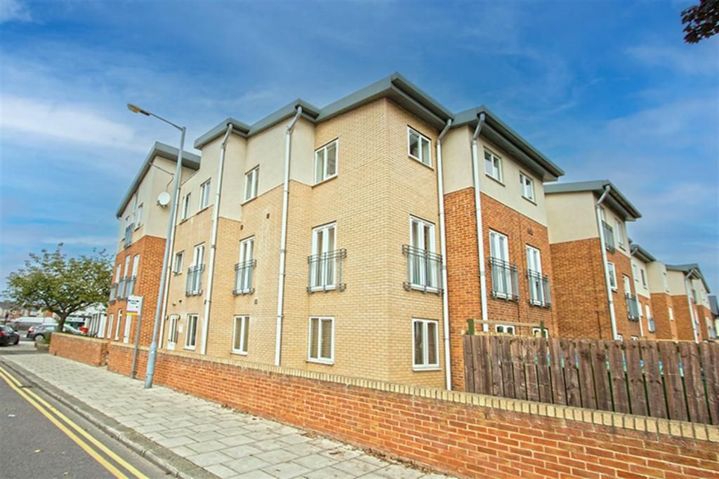 Property photo 1 of 8