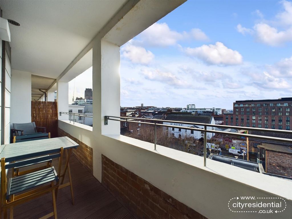 Property photo 2 of 17 Balcony