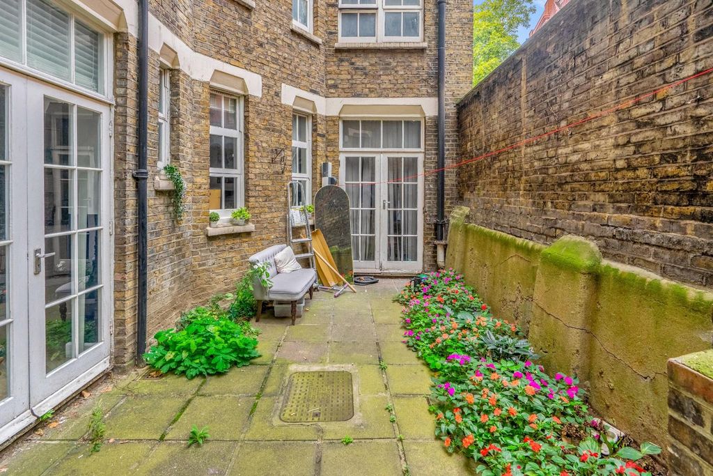 Property photo 3 of 13 3.Jpg