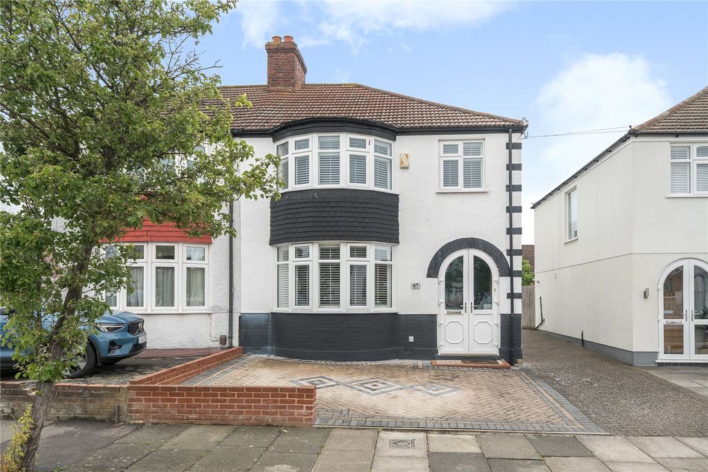 Property photo 1 of 23 Picture No. 21