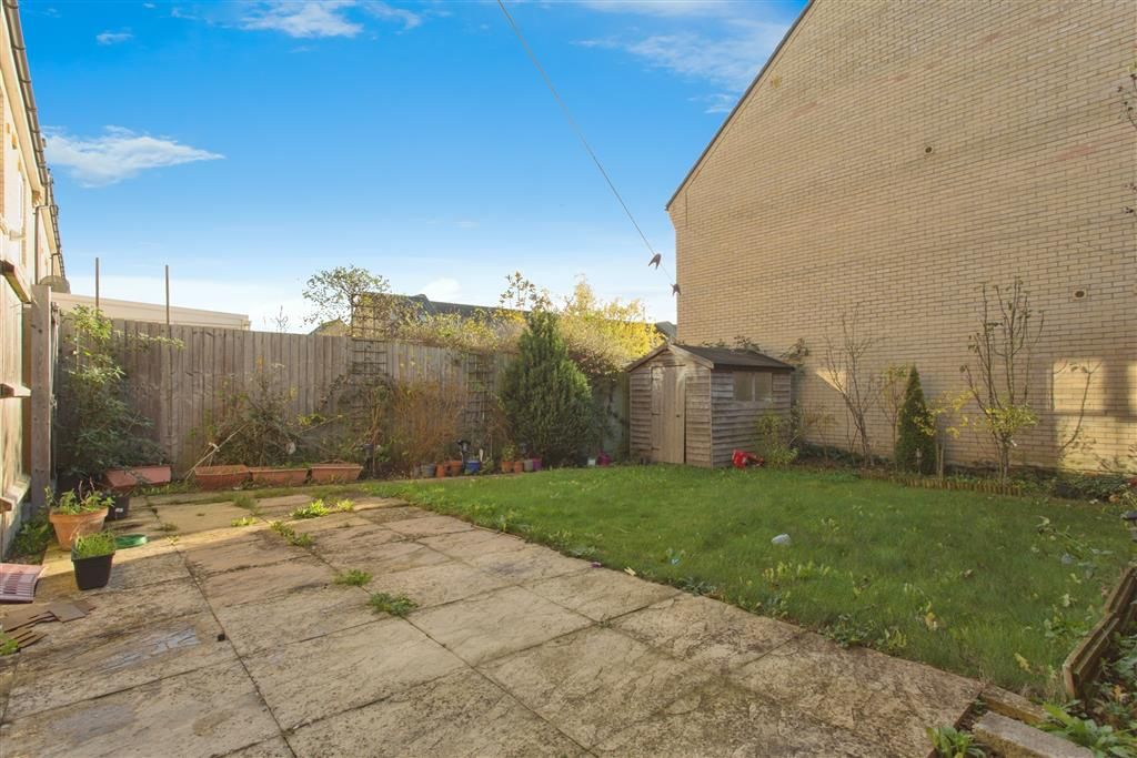 Property photo 3 of 17