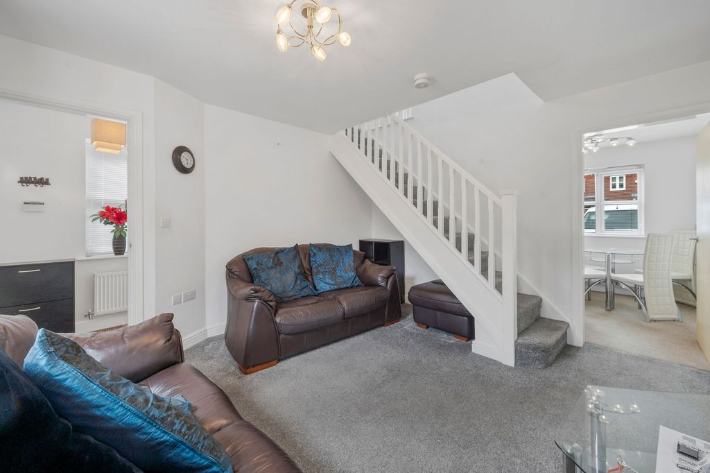 Property photo 2 of 22