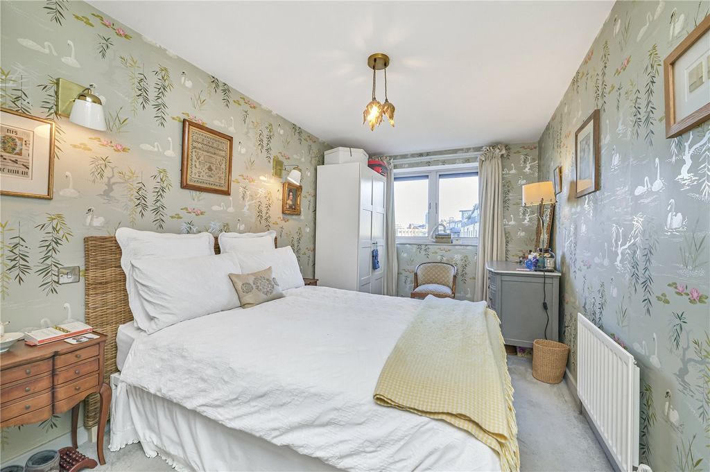 Property photo 3 of 19 Picture No. 13