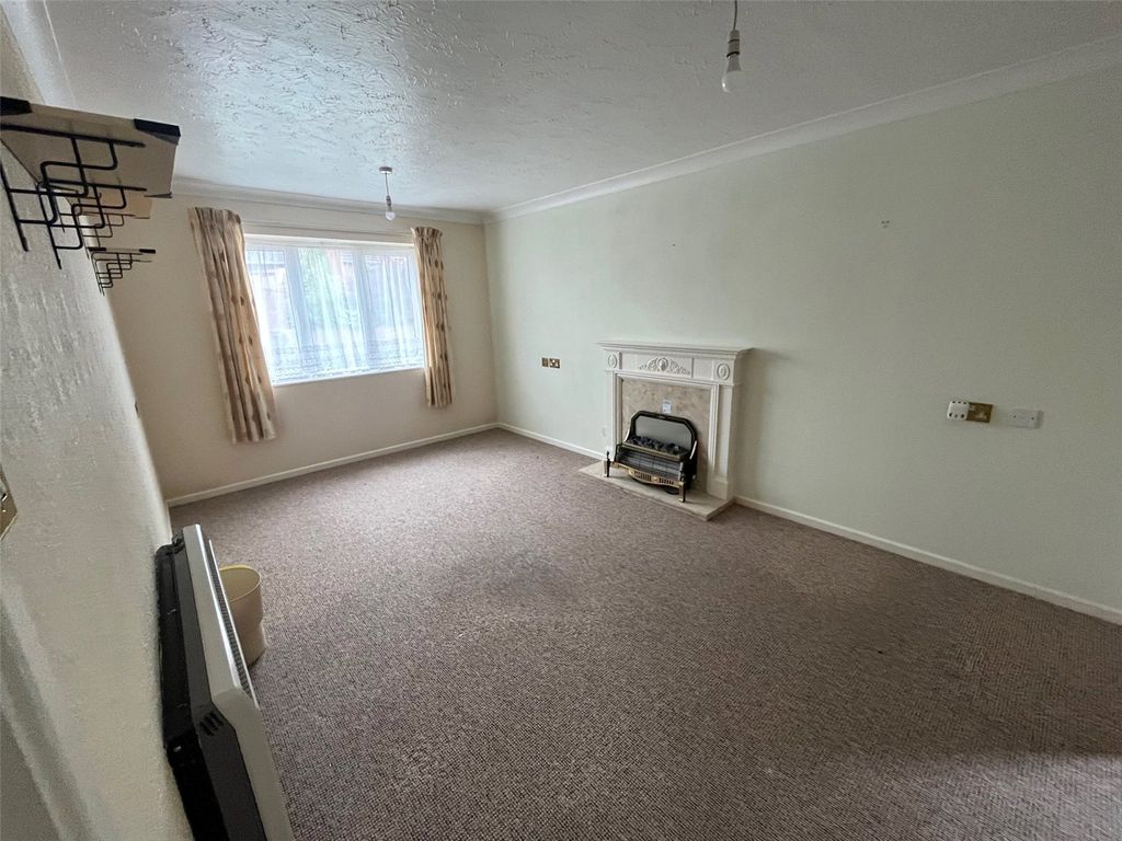 Property photo 3 of 8 Picture No. 25