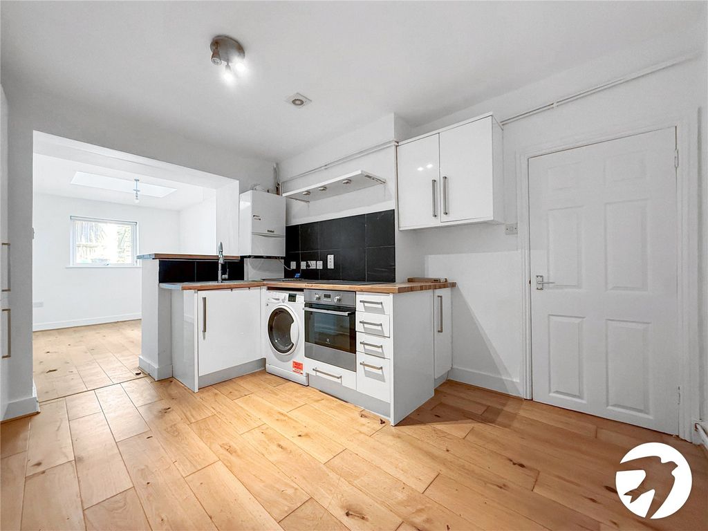 Property photo 2 of 8 Kitchen/Reception Ro