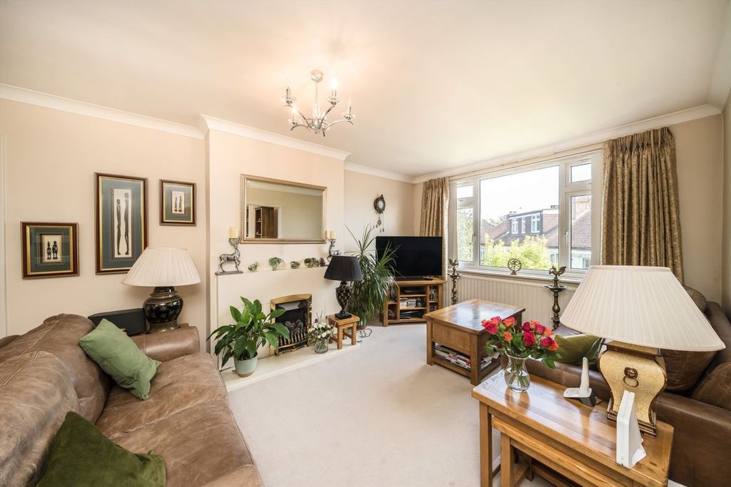 Property photo 2 of 5