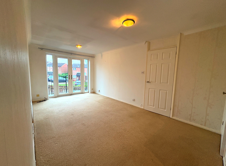 Property photo 2 of 5 Living Room