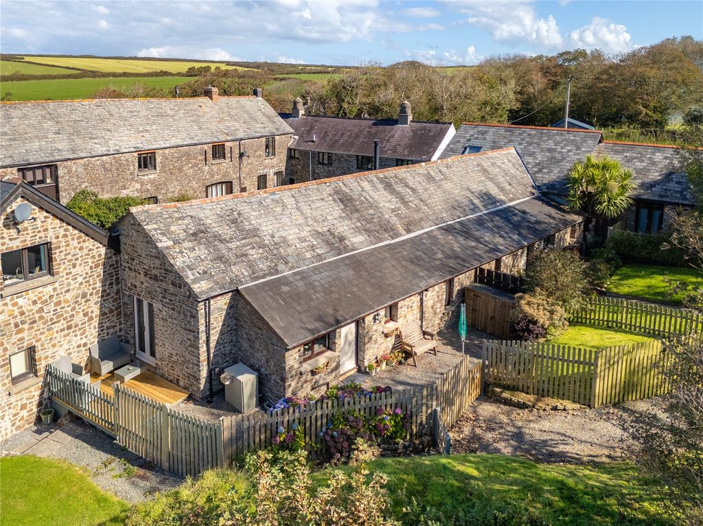 Property photo 2 of 27 Picture No. 47