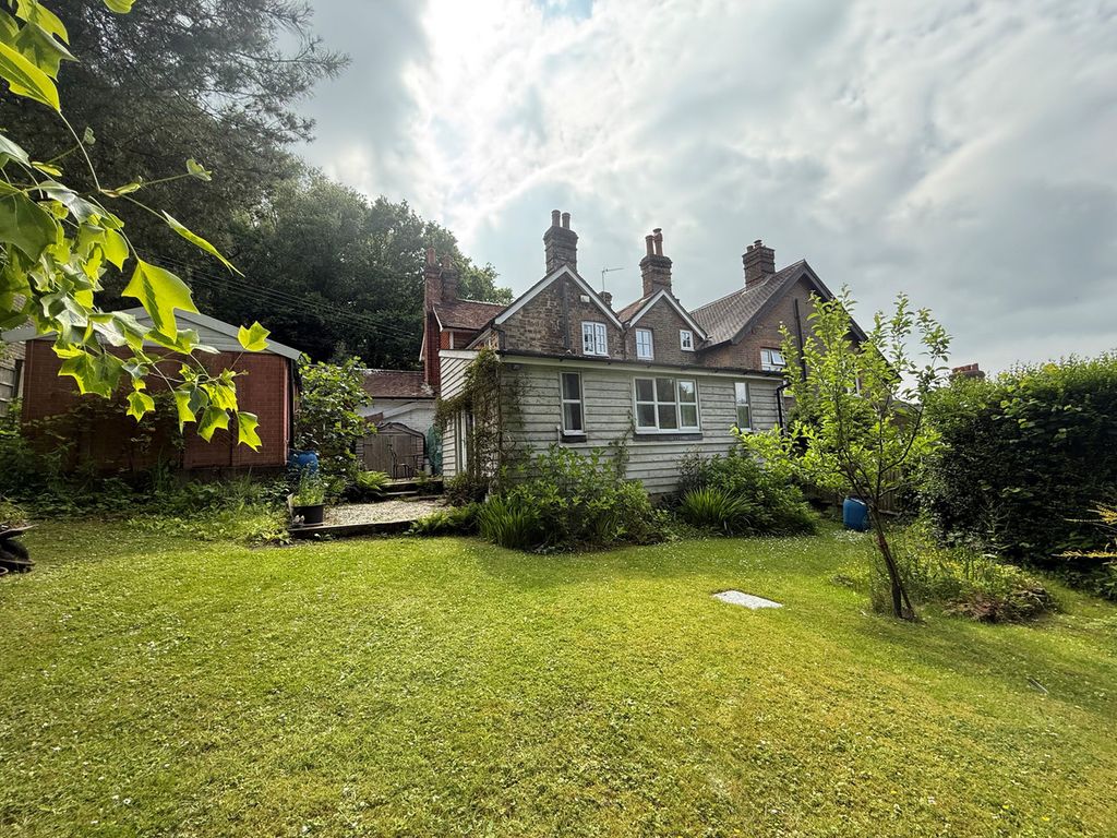 Property photo 1 of 21