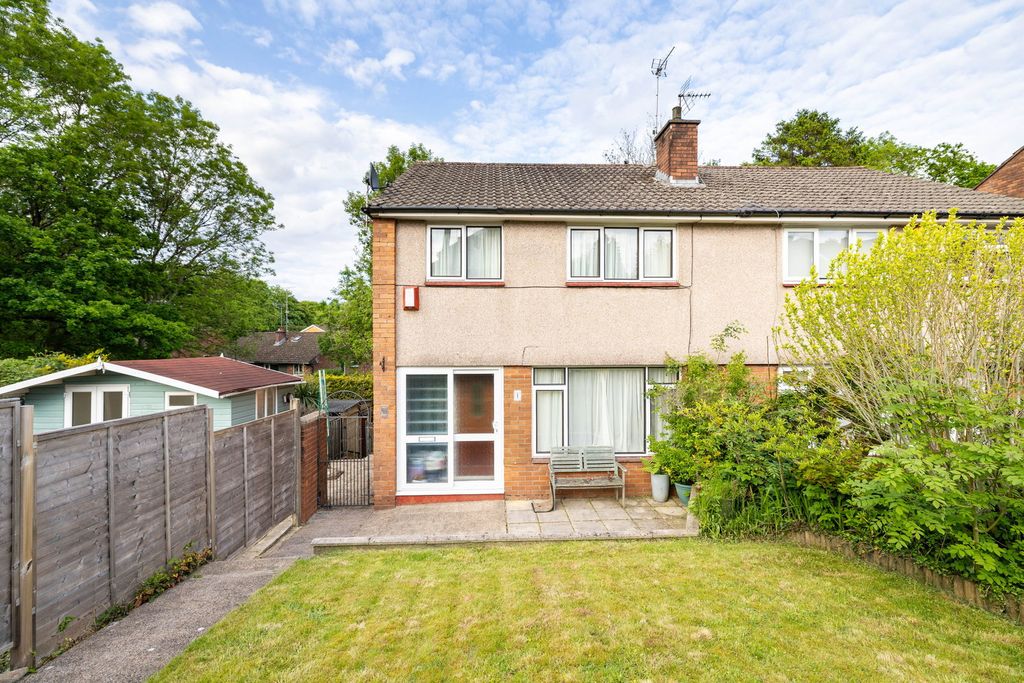 Property photo 1 of 28