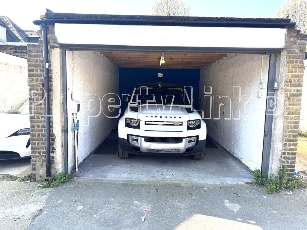 Property photo 3 of 14