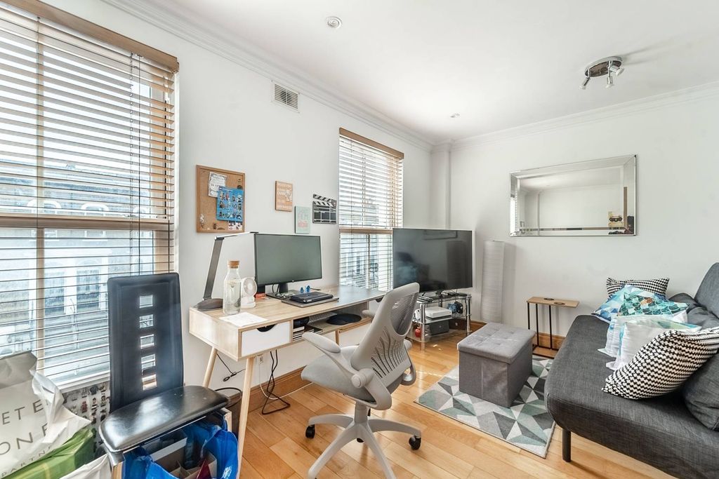 Property photo 2 of 5