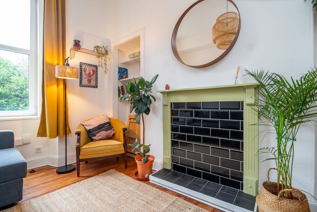 Property photo 2 of 14 Property Image 2