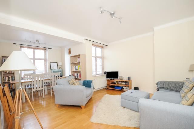 Property photo 1 of 8 Reception Room