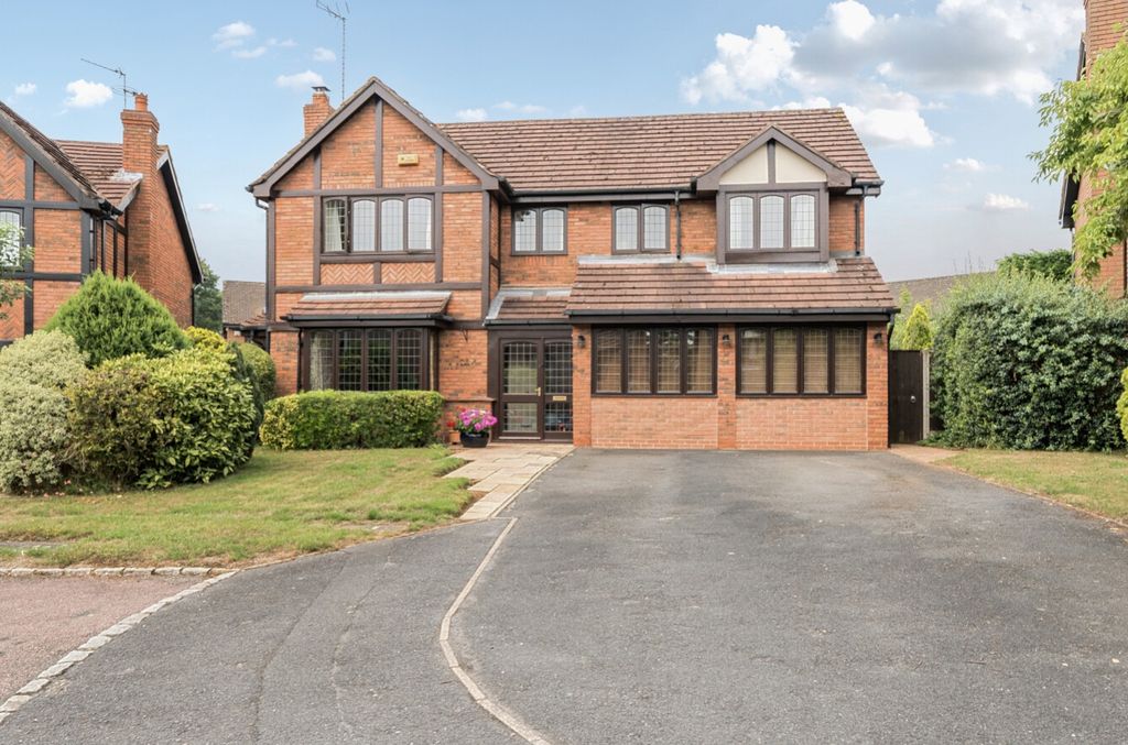 Property photo 1 of 19 1325575-17-6880c98790170