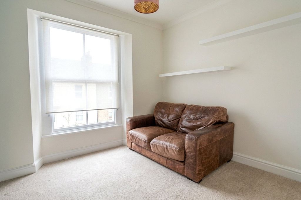 Property photo 3 of 12 Picture No. 78