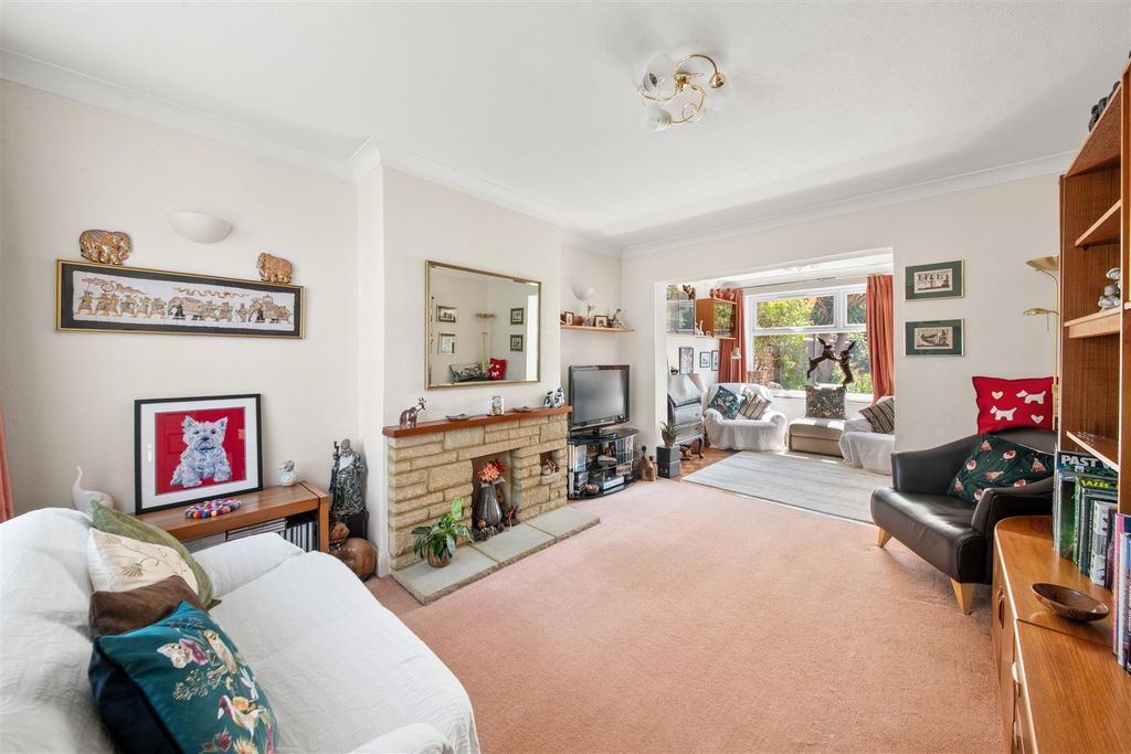 Property photo 3 of 14