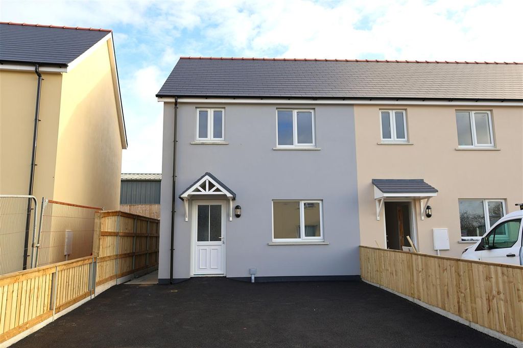 Property photo 1 of 10 Main Picture