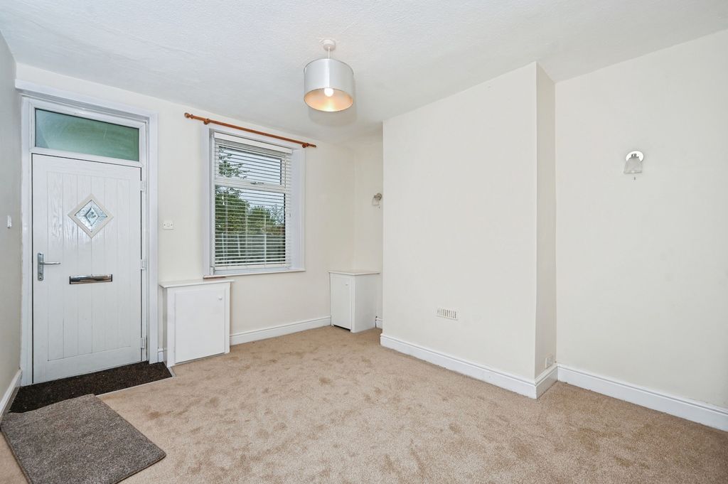 Property photo 2 of 11 Pbox-Img.Jpg