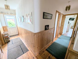 Property photo 2 of 37