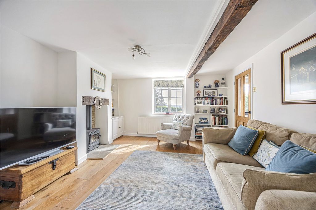 Property photo 2 of 15 Picture No. 17