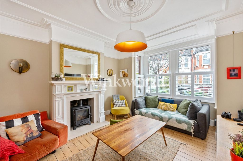 Property photo 2 of 30 Picture No. 14