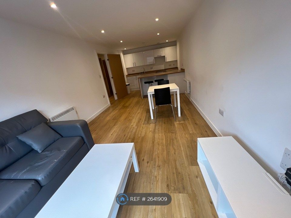 Property photo 3 of 11