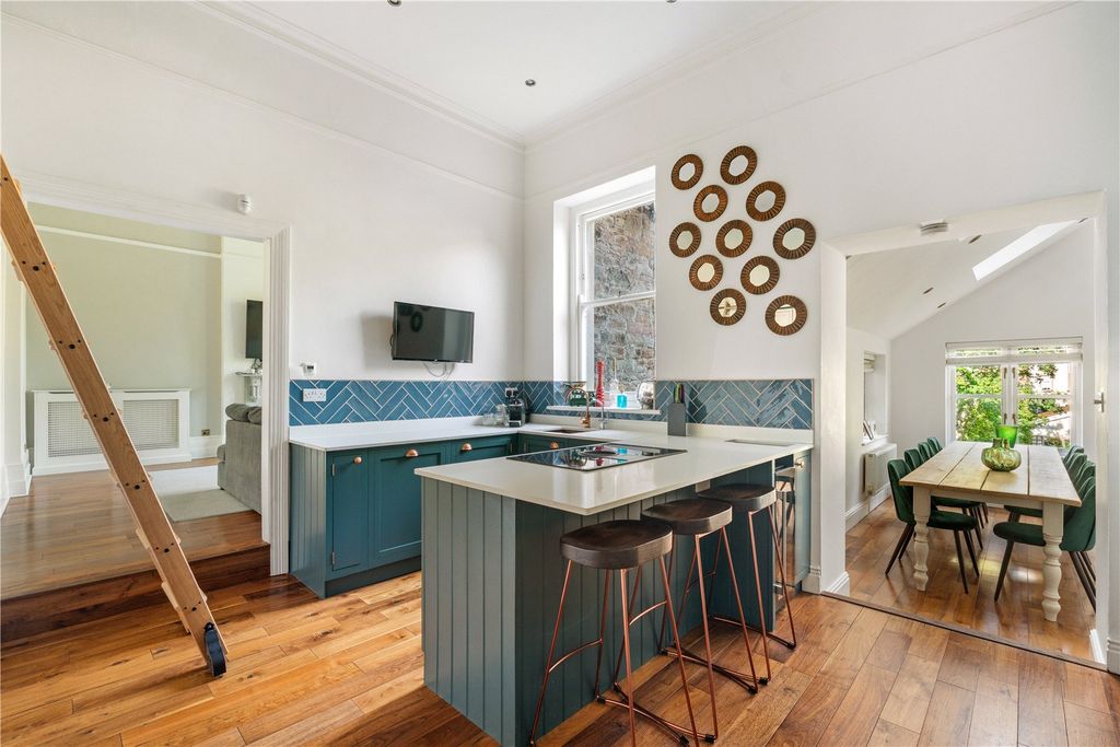 Additional image 7 of 7 bed end terrace house for saleEaton Crescent, Clifton, Bristol BS8