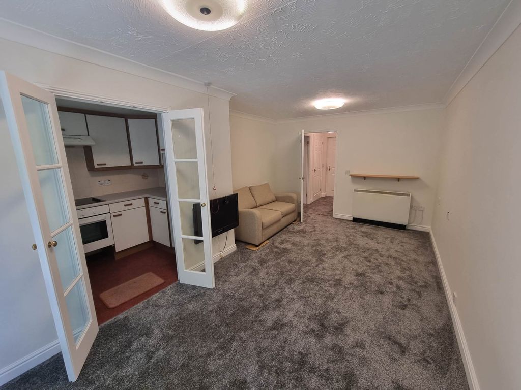 Property photo 3 of 7