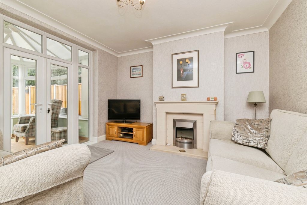 Property photo 2 of 19 Pbox-Img.Jpg