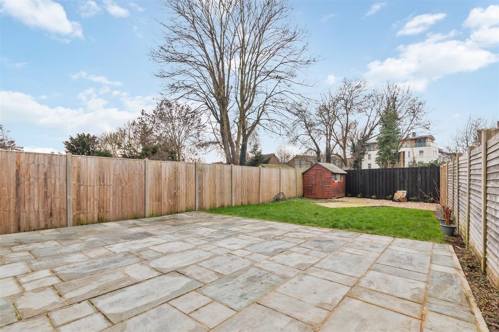 Property photo 3 of 11 Westway Close Ph10 (10).Jpg