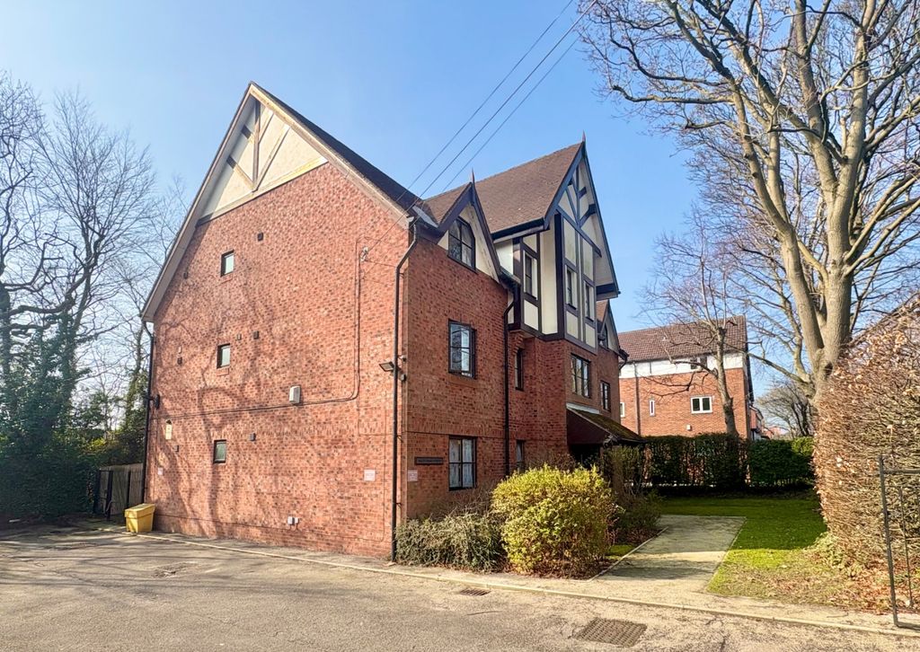 Property photo 2 of 13 Picture No. 37