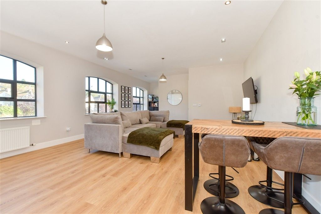 Property photo 1 of 14 Kitchen/ Living Area