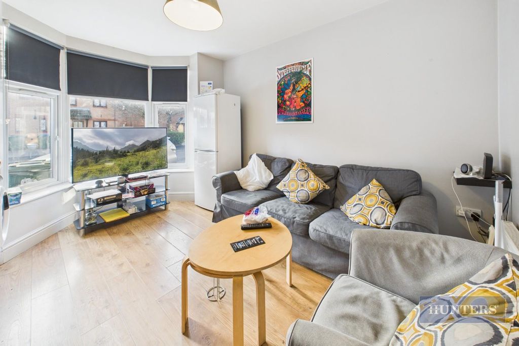 Property photo 2 of 6 Cam05152G0-Pr0349-Still009.Jpg