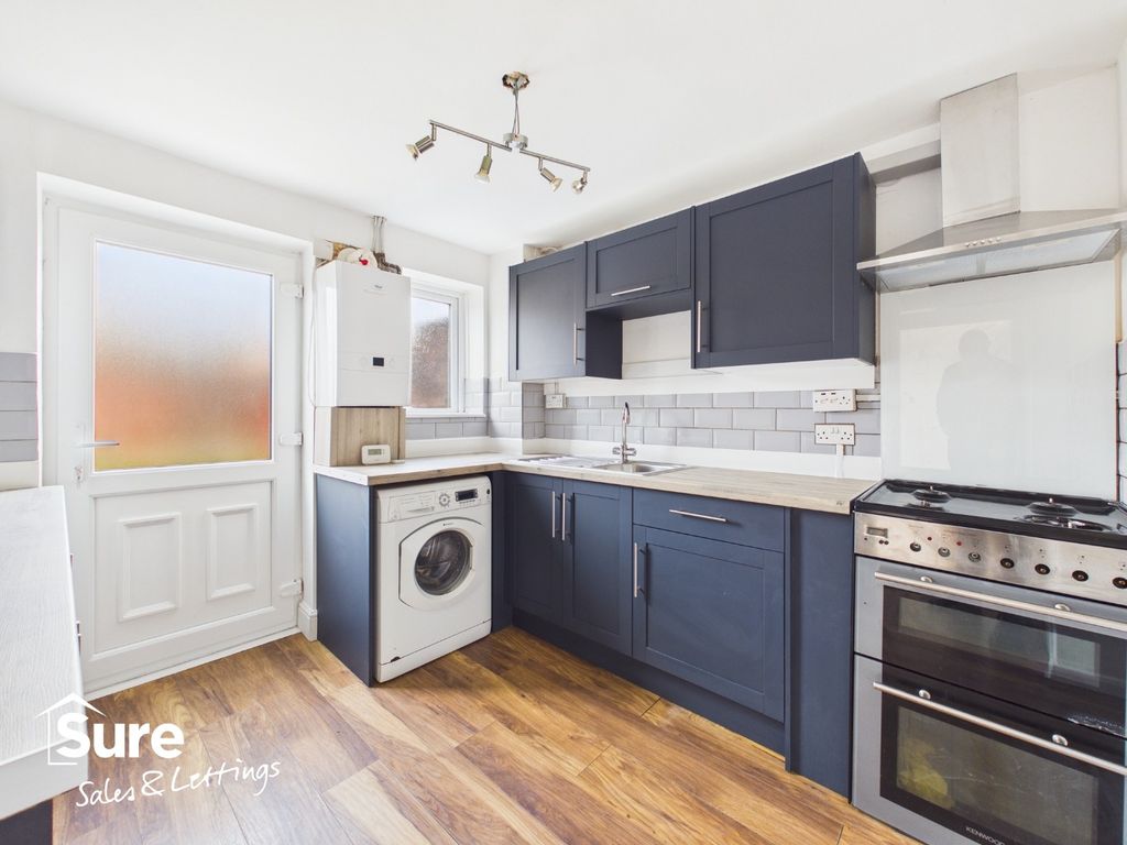 Property photo 3 of 23 4905057