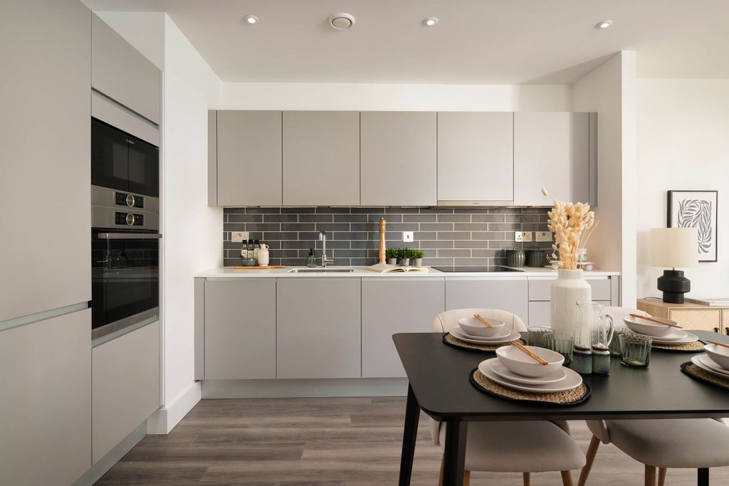 Property photo 3 of 16 Flat 3 Web Res_010.Jpg