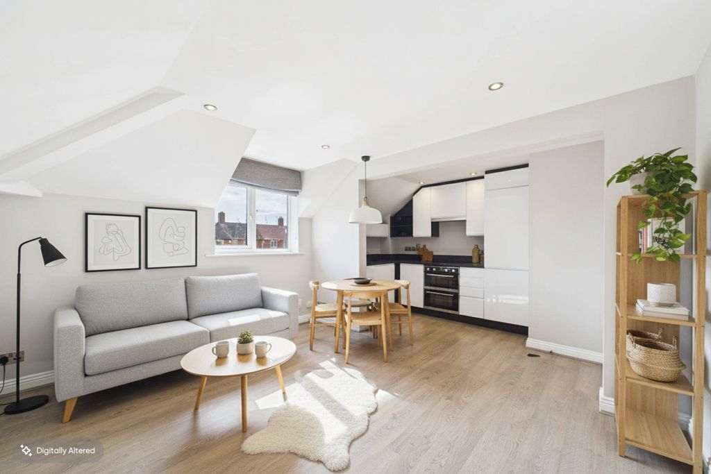 Property photo 1 of 8 Cam02279G0-Pr0063-Still012-001