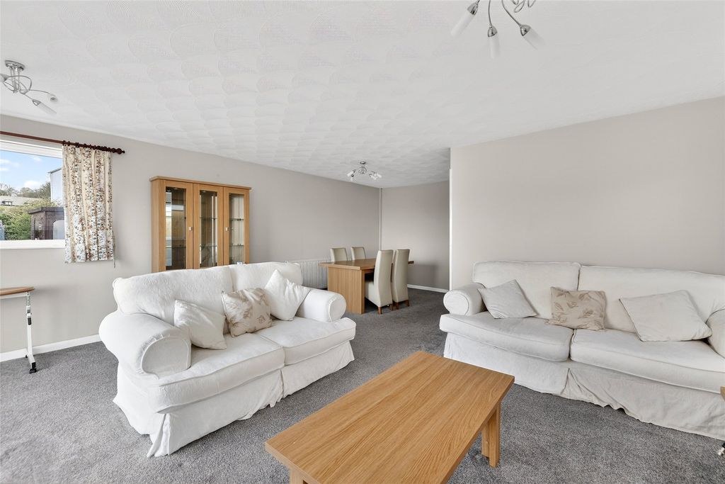 Property photo 2 of 13 2 - Picture No. 17