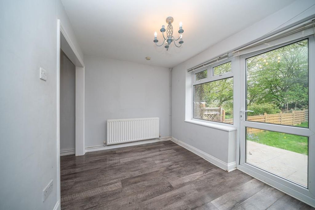 Property photo 3 of 13 7-Maple-Green-1491.Jpg