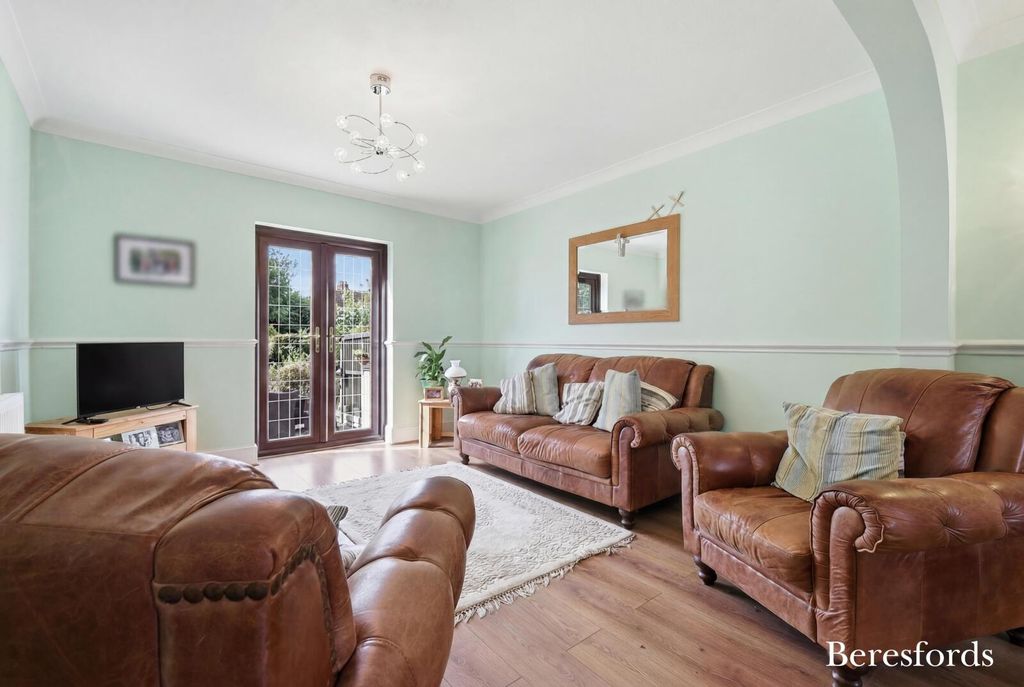 Property photo 2 of 23 Picture No. 05
