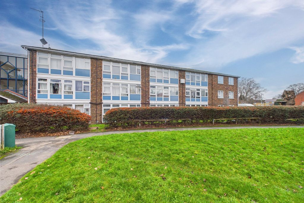 Property photo 1 of 5 Picture No. 15