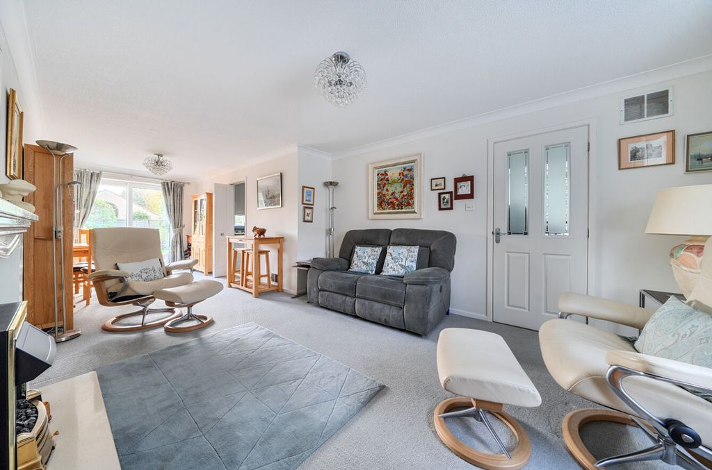 Property photo 3 of 22